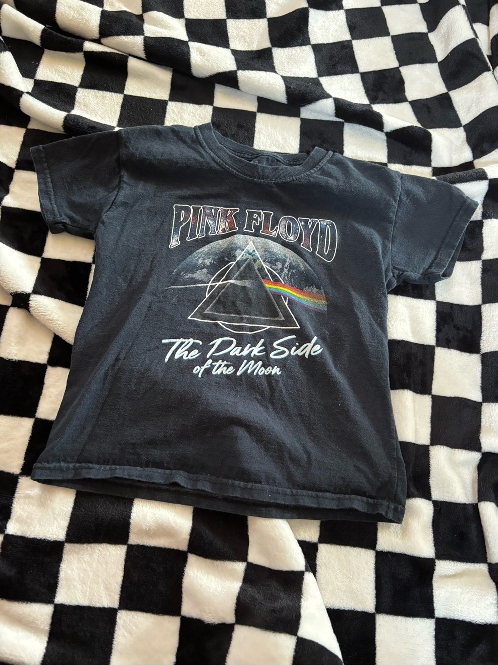 4T pink Floyd shirt